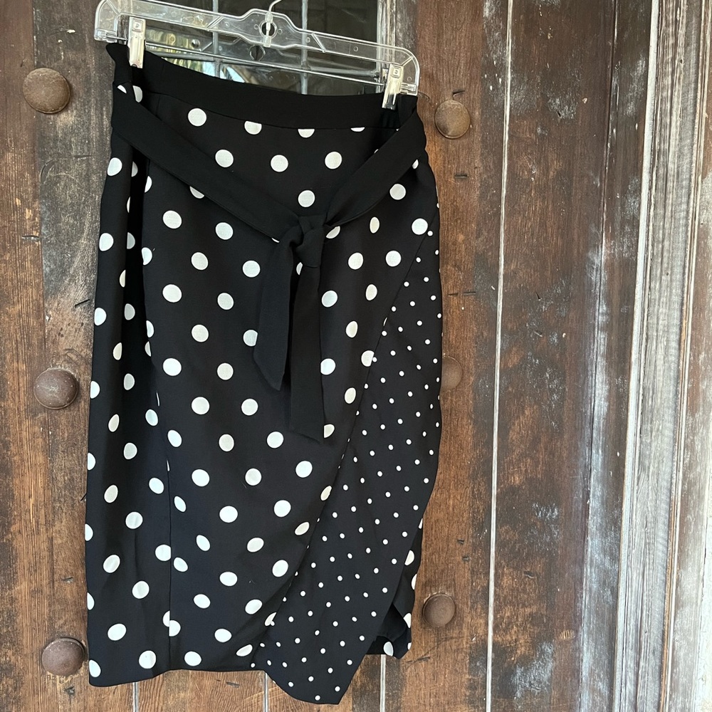 OASIS | Tulip / Pencil Skirt Polka Dot Print